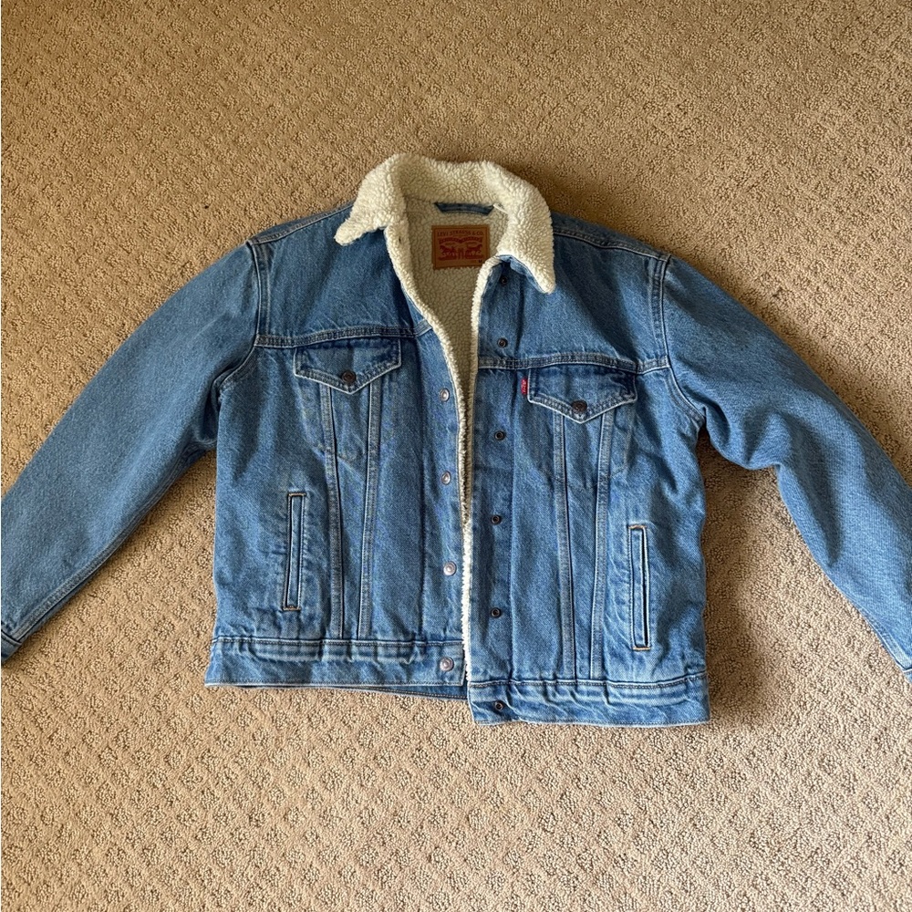 Levi's Light Blue Denim Jacket with Cream Sherpa